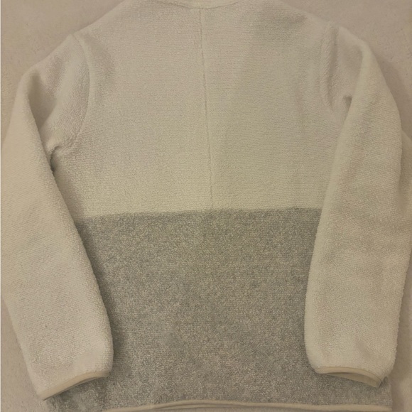 Patagonia zip fleece in cream and taupe/grey - Picture 2 of 4